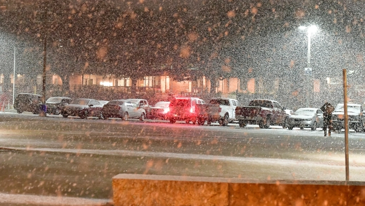 Nieve en las calles de San Antonio, Texas