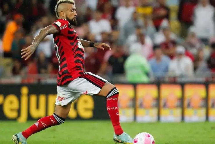 Hallan muerto a padre de Arturo Vidal en club hípico de Chile