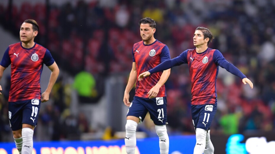 Hiram Mier renueva con Chivas.jpg
