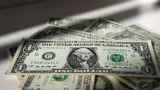 ¿Se fortalece_ así el dólar hoy