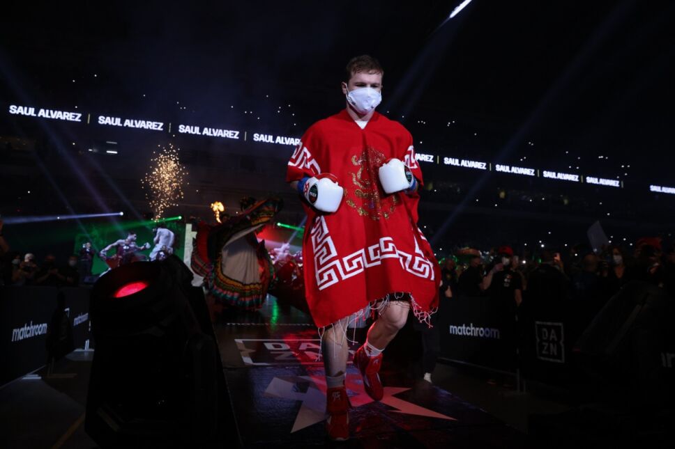 Saúl Canelo Álvarez vs Callum Smith