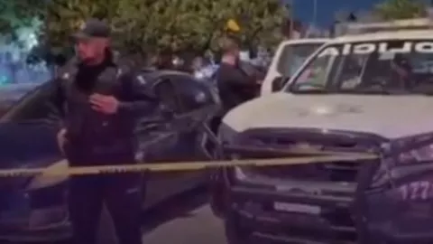 ¡Irresponsabilidad! Abuelita muere atropellada por menor al volante, cerca de Guanajuato VIDEO.jpg
