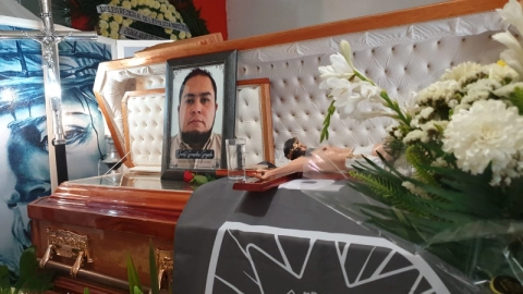 Familiares, amigos y vecinos rindieron un homenaje