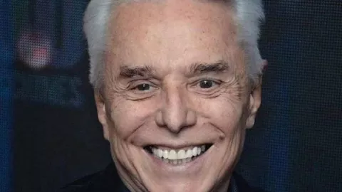 ¿Enrique Guzmán padece demencia senil? Amigo del rockero rompe el silencio.