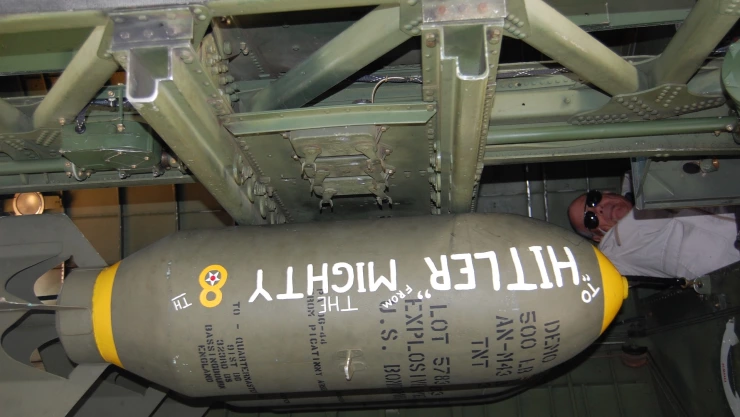 Bomba de la segunda guerra mundial