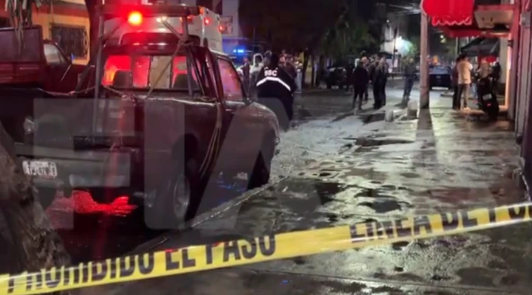 Ataque armado de sicarios mata dos personas en taquería de la CDMX