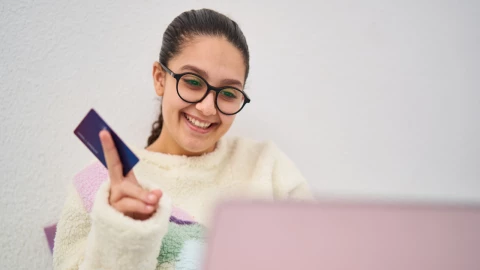 La tarjeta que te da 2800 pesos si cumples con un solo requisito y sin comprobar historial