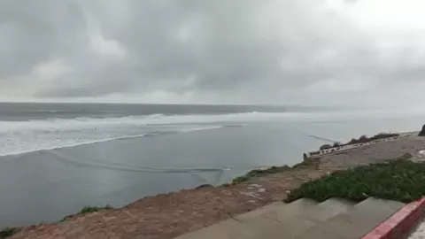 Protección Civil Baja California reporta oleaje elevado en playas
