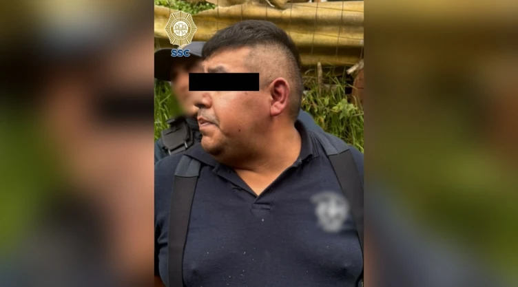 Bombero de CDMX es detenido por atropellar y matar a niño de 8 años.