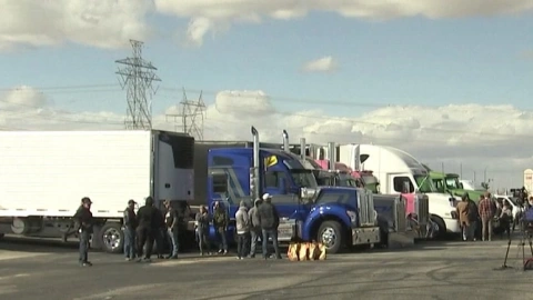 foto1_CONVOY_CAMIONEROS_WASHINGTON_COVID.jpg