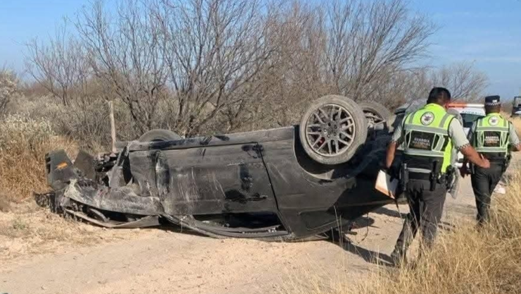 auto volca en carretera 57 a la altura de nava.png