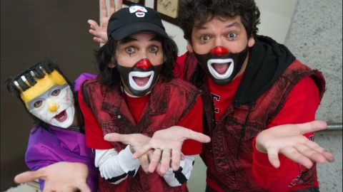 cepillín-despiden--aplausos-funeraria