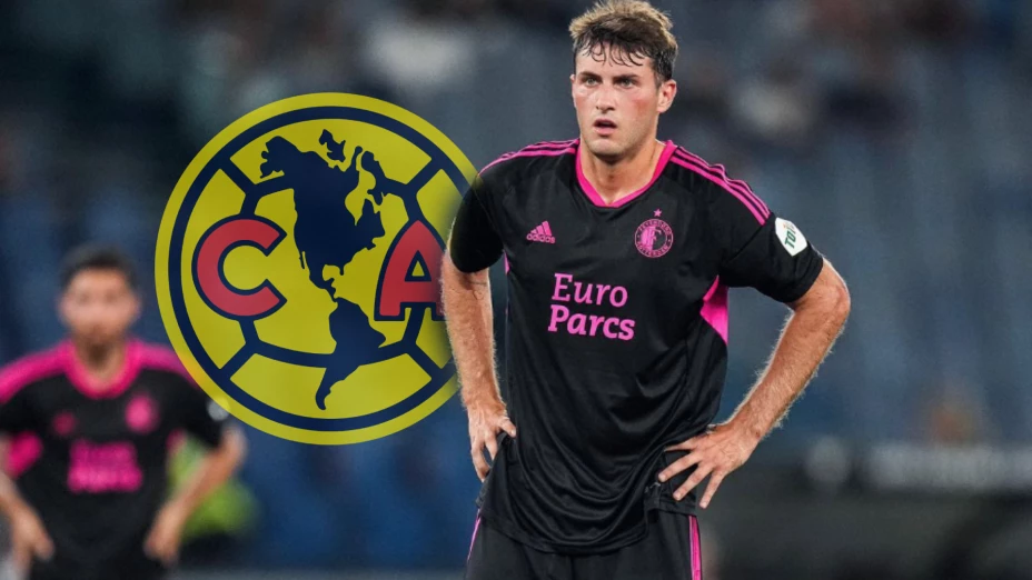 Santi Giménez jugando con el Feyenoord en la Europa League