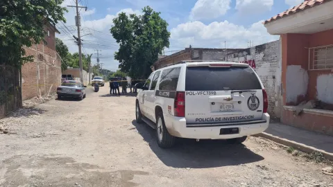 Asesinan a padre e hijo en la colonia Amistad, en Culiacán
