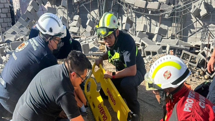 construcción Plazas Amalucan