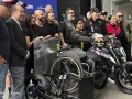 Grupo Salinas hace entrega de la moto a