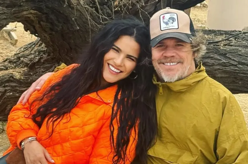 La historia de amor entre Litzy y el chef Poncho Cadena comenzó cuando la cantante fue invitada a participar en MasterChef Celebrity. Aquí te contamos su historia de amor.