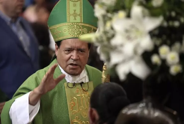 Norberto Rivera continúa grave, pero muestra mejorías: Arquidiócesis de México