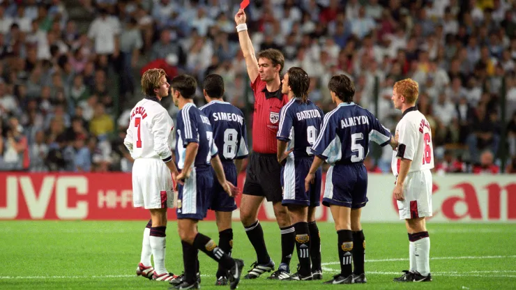 David Beckham salió expulsado al 47'