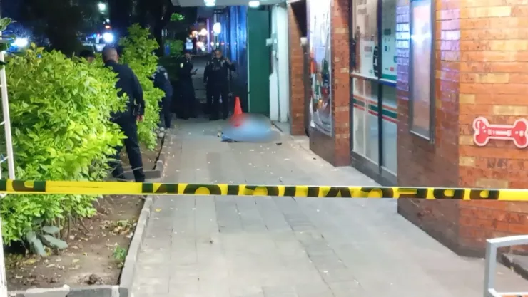 Escolta frustra asalto en la colonia Juárez y muere un presunto delincuente