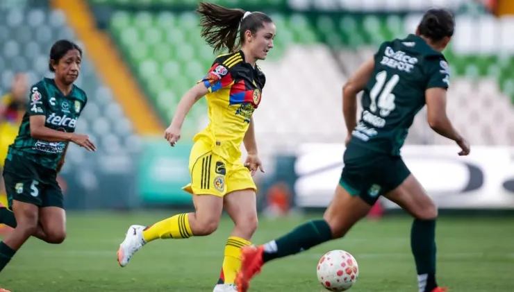 Bruna Vilamala en el América