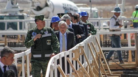 Recorrido por la construcción del Aeropuerto de Santa Lucía