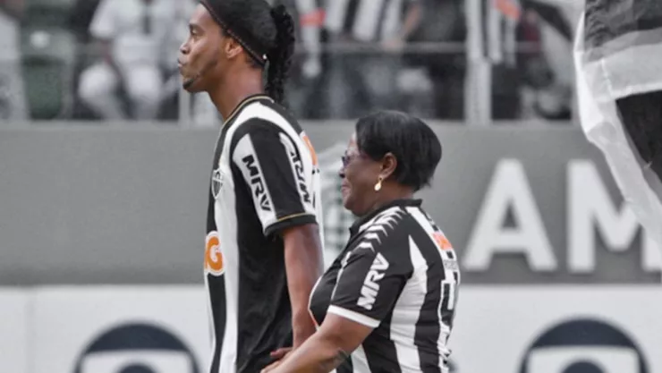 fallecio-madre-ronaldinho.jpg