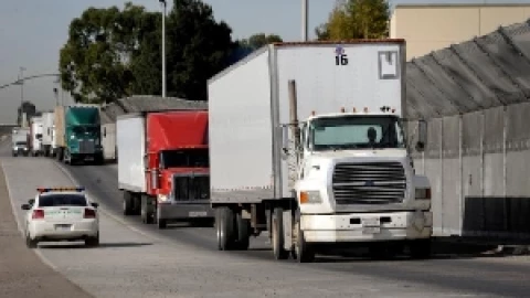 Carriles de garita de Otay