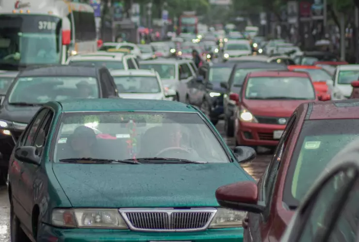 Estos son los carros a los que multarán por no tener la verificación vehicular en octubre 2024