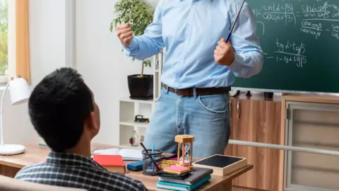 Estados Unidos permite dar nalgadas.jpg