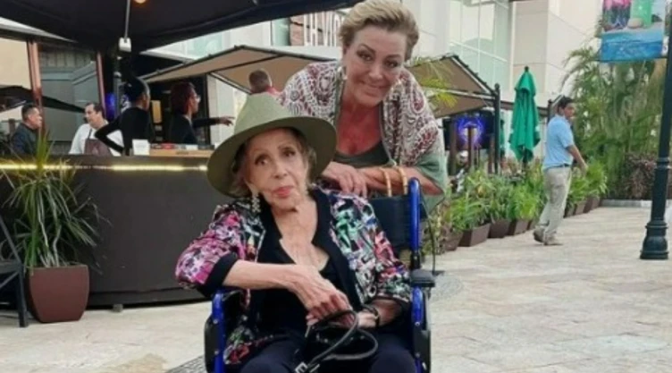Familia de Silvia Pinal desmiente rumores; no se encuentra en grave estado de salud