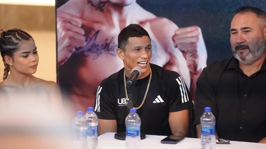 Alacran Berchelt boxeo pelea 11 de octubre