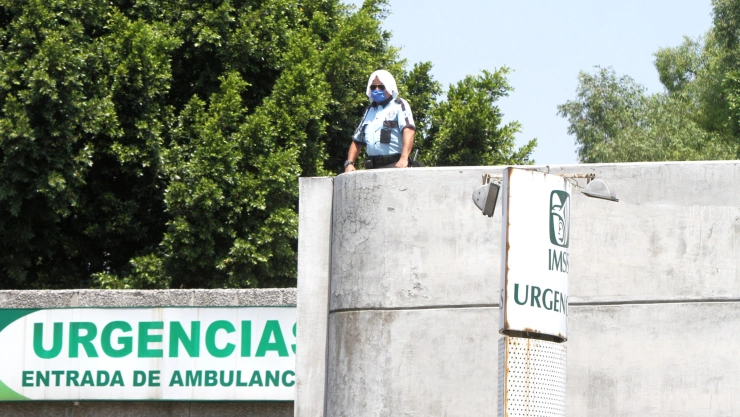 Confirman contagio de médicos en hospital de Tlalnepantla