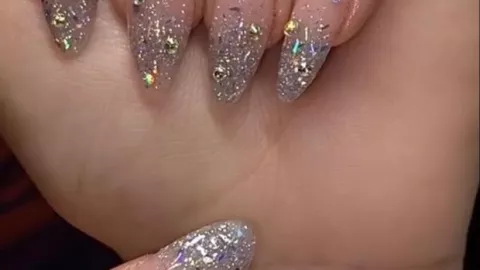 Uñas princess brillosas