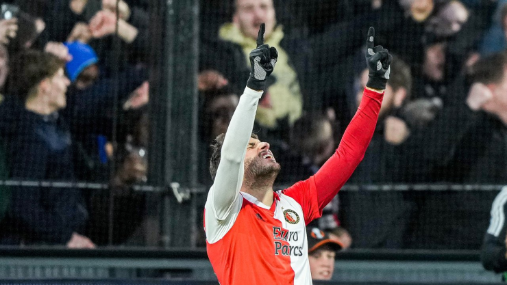 La reacción del Chaco Giménez al gol de Santiago con el Feyenoord