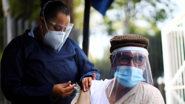 mexico paga vacunas covid-19.jpg