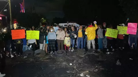 Bloquean la López Portillo por el presunto abuso de menores en Kinder de Ecatepec