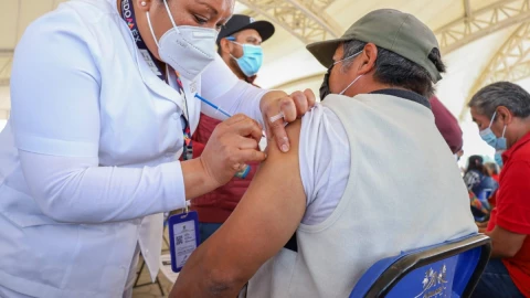 Edomex maestros dosis de refuerzo