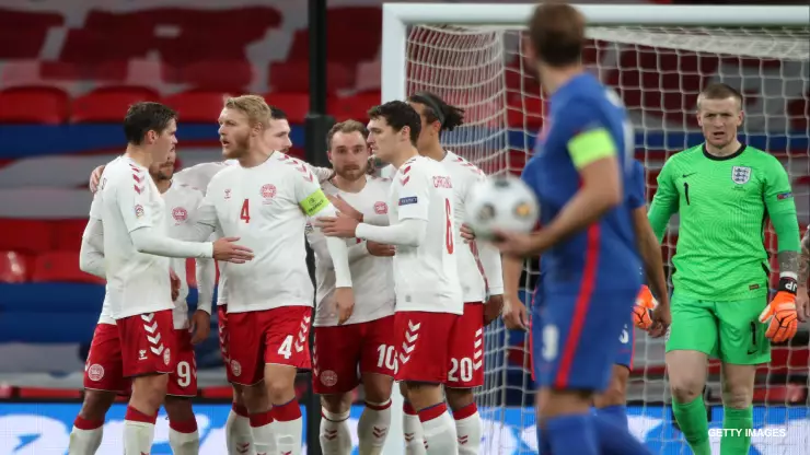 Dinamarca ante la selección de Inglaterra