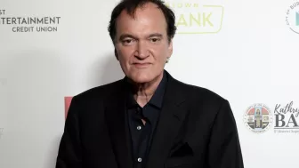 quentin tarantino medianoche en paris owen wilson