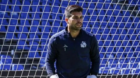 Pumas lo corrieron marcó un golazo