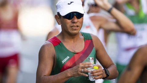 José Leyver participó en marcha en Tokyo 2020