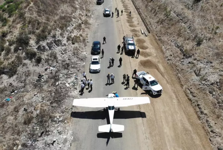 Avioneta aterriza de emergencia en Tijuana, Baja California