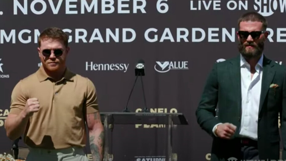 pelea en conferencia de prensa Canelo Álvarez vs Caleb Plant