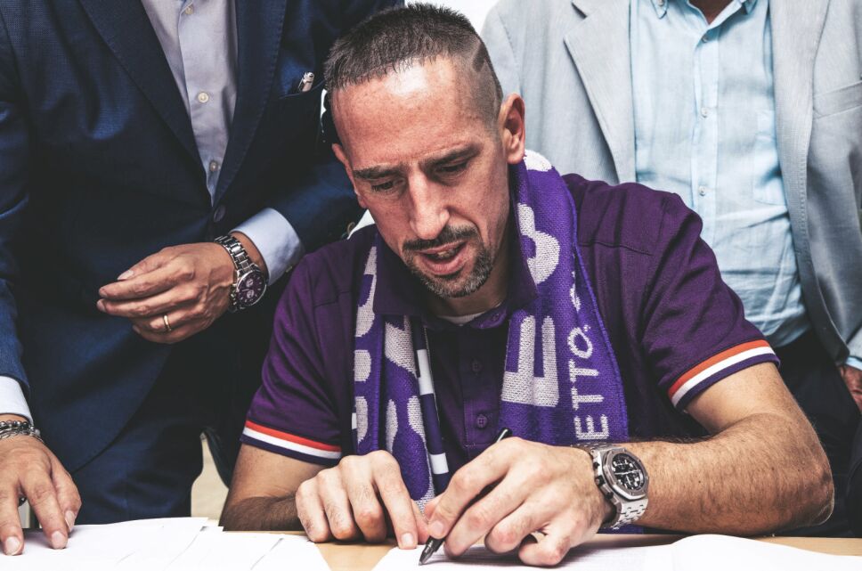 Ribéry firma su nuevo contrato.