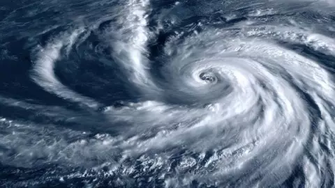 Esta es la DIFERENCIA entre un huracán y una tormenta tropical; ambos pueden causar graves daños