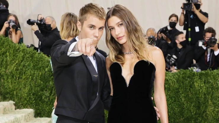 Hailey y Justin Bieber le dan la bienvenida a su bebé Jack Blues Bieber