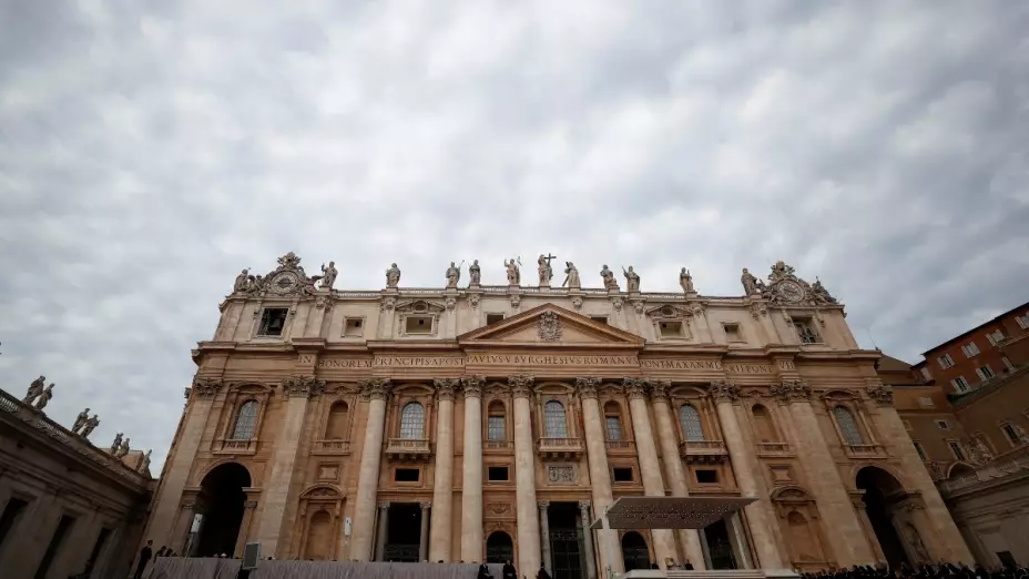 Vaticano investigará a cardenal por abuso sexual