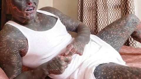 La drástica transformación corporal de ‘Black Alien’a lo largo de los años