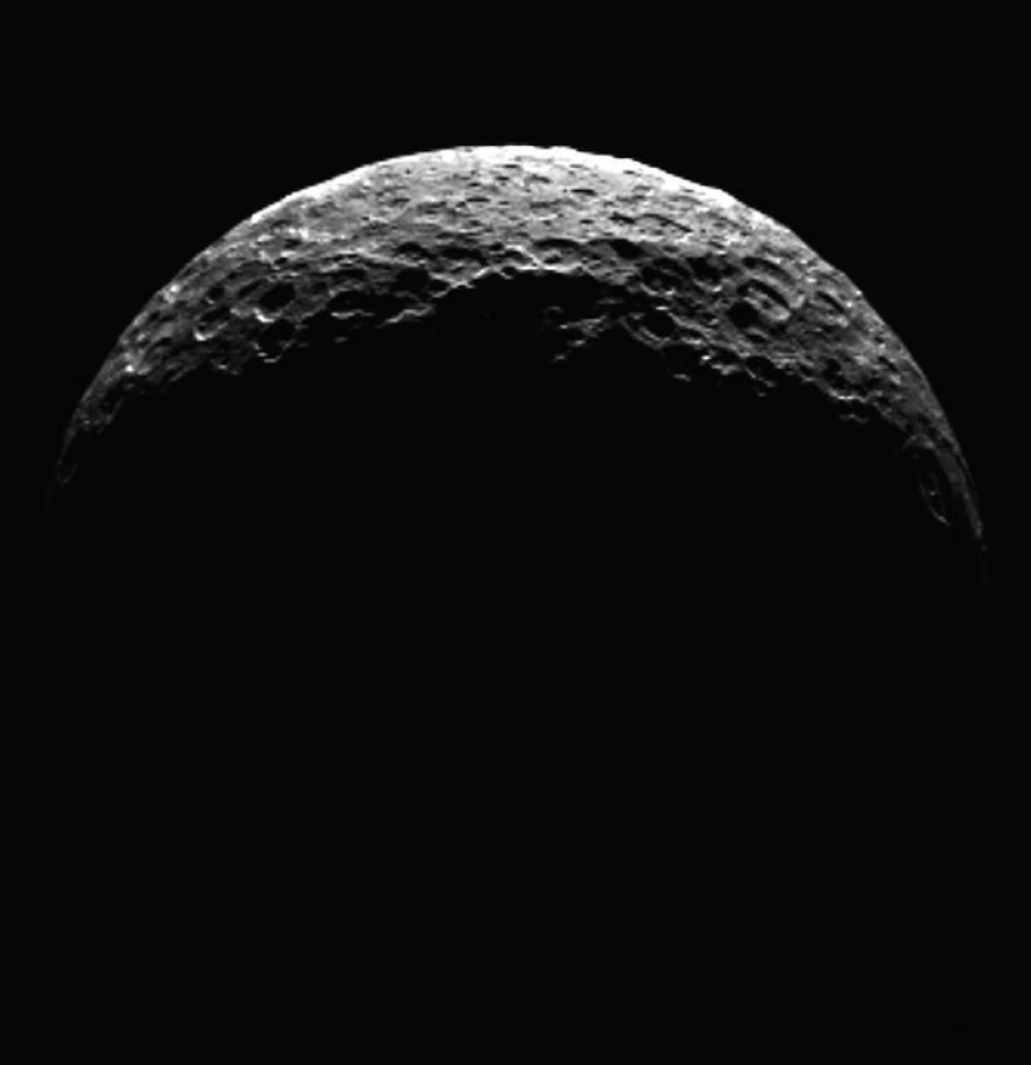 NASA encuentra una ‘pirámide’ en el planeta enano Ceres